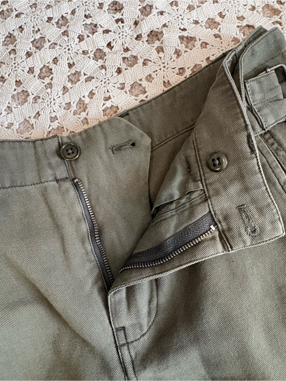 Alex Mill 9th Street Pant Military Olive 100% Cotton Slight Barrel Leg Size 4 - Picture 10 of 11